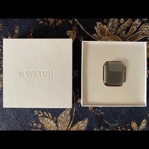 Apple Watch Series 4 Gold Stainless Steel 40mm